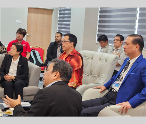Strategic Convergence: CREST's Pivotal Dialogue with Tan Sri Dr. Noor Hisham